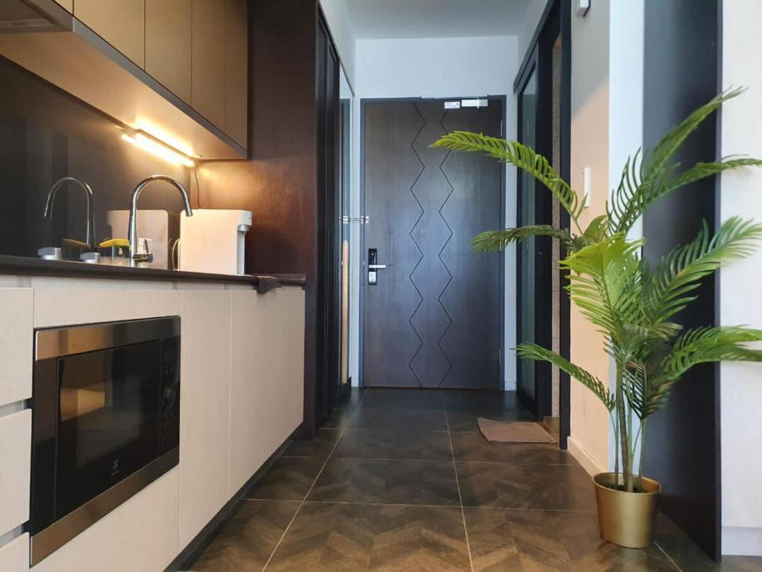 Scarletz Suites Twin Tower Klcc Kuala Lumpur By Okidoki Bagian luar foto