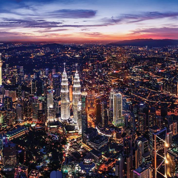 Scarletz Suites Twin Tower Klcc Kuala Lumpur By Okidoki Bagian luar foto