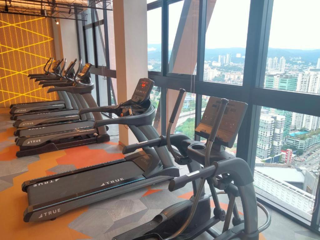 Scarletz Suites Twin Tower Klcc Kuala Lumpur By Okidoki Bagian luar foto