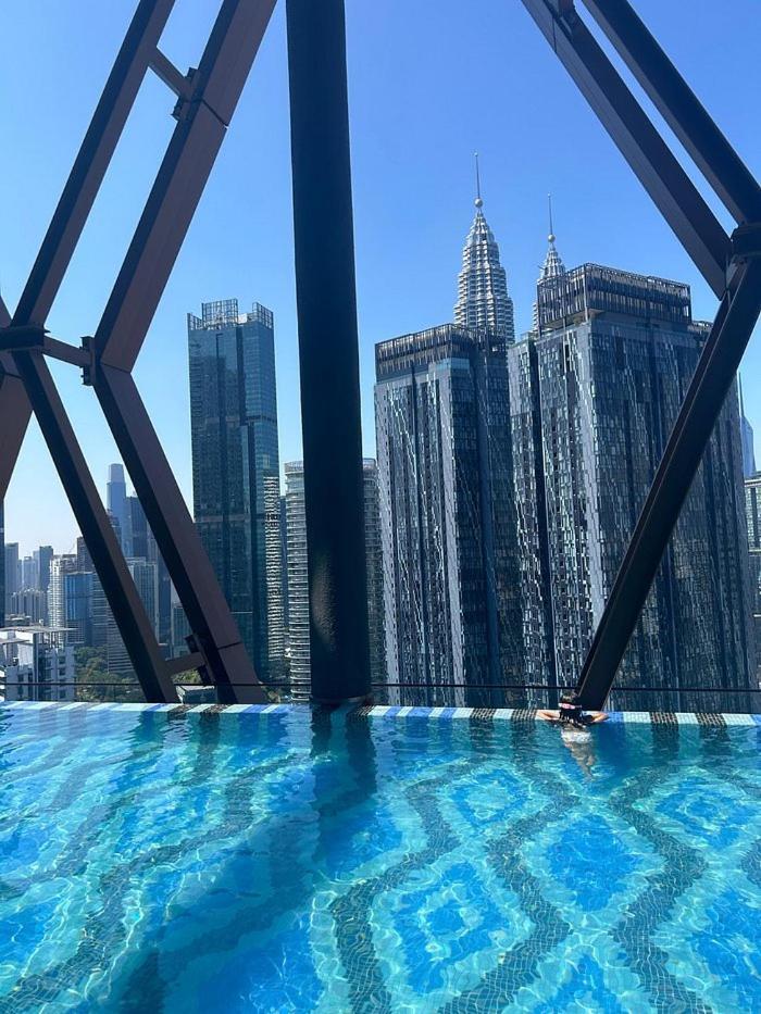 Scarletz Suites Twin Tower Klcc Kuala Lumpur By Okidoki Bagian luar foto