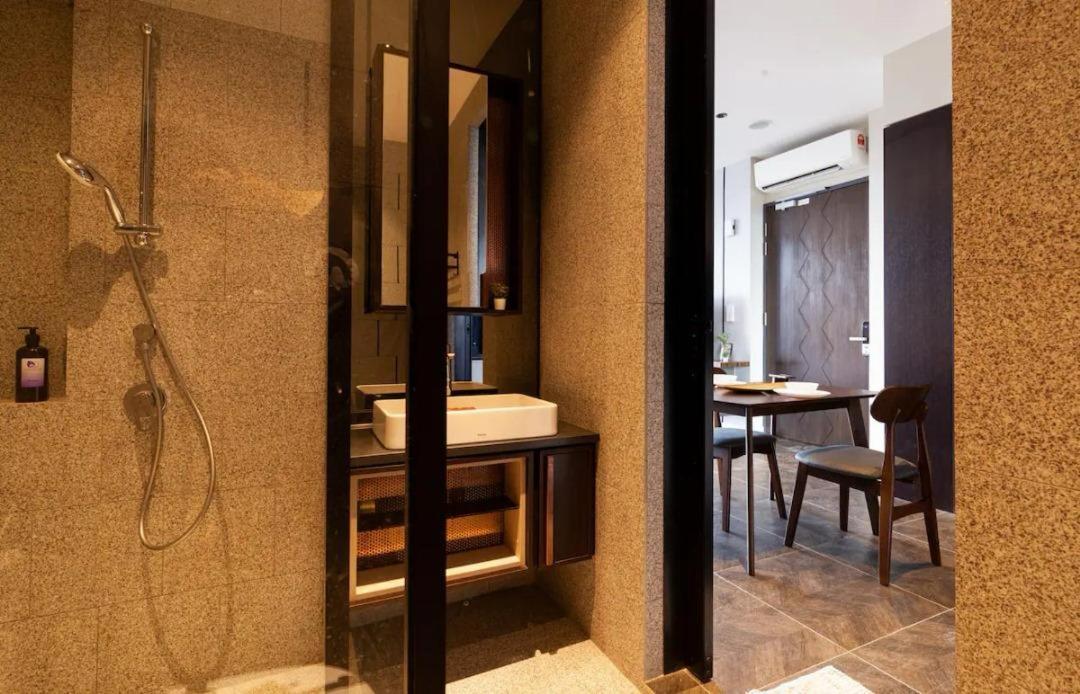 Scarletz Suites Twin Tower Klcc Kuala Lumpur By Okidoki Bagian luar foto