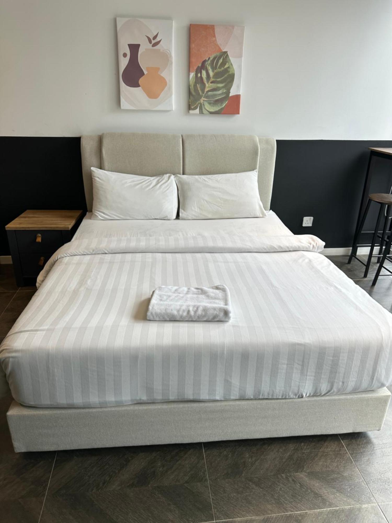 Scarletz Suites Twin Tower Klcc Kuala Lumpur By Okidoki Bagian luar foto