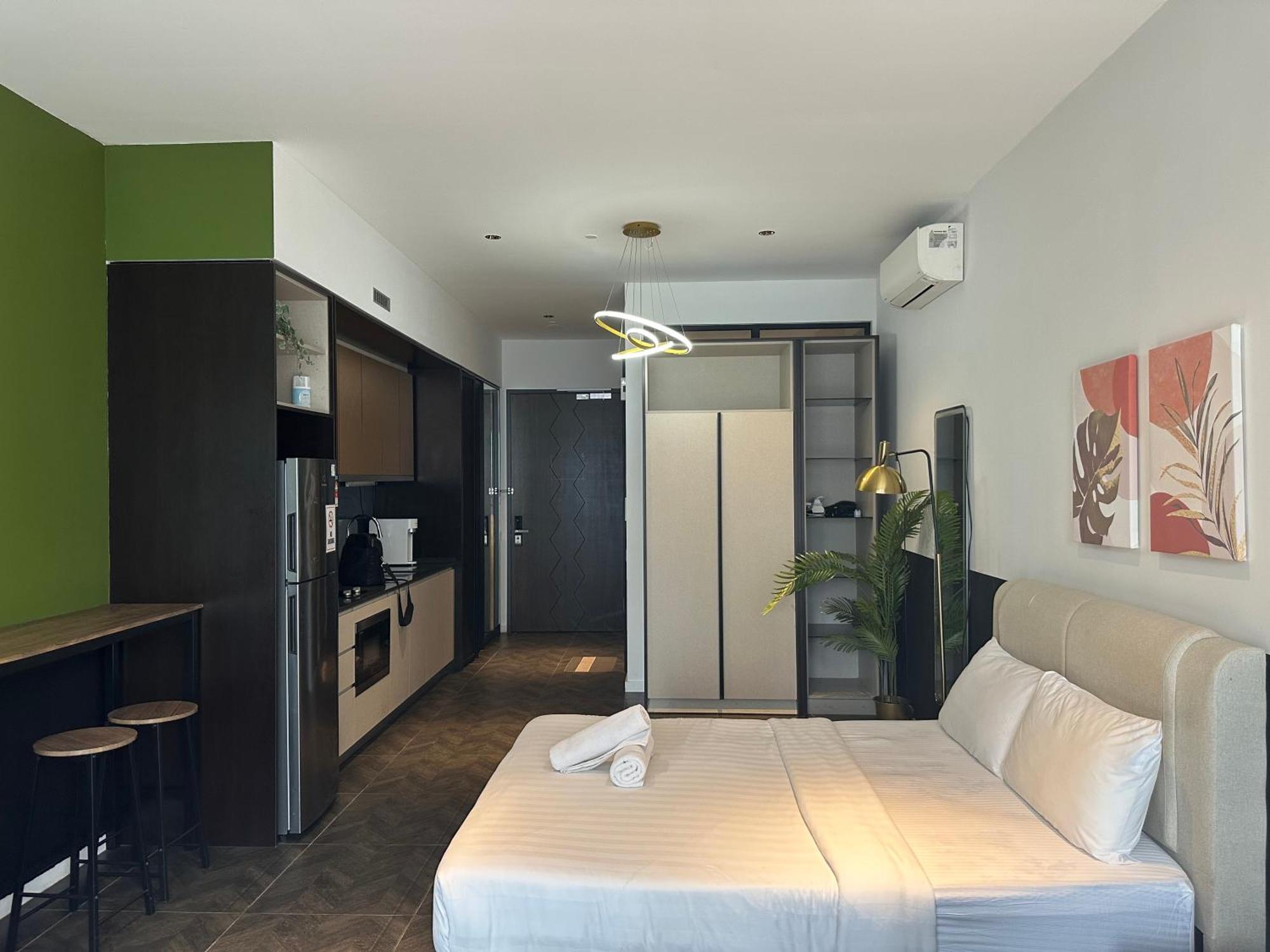 Scarletz Suites Twin Tower Klcc Kuala Lumpur By Okidoki Bagian luar foto
